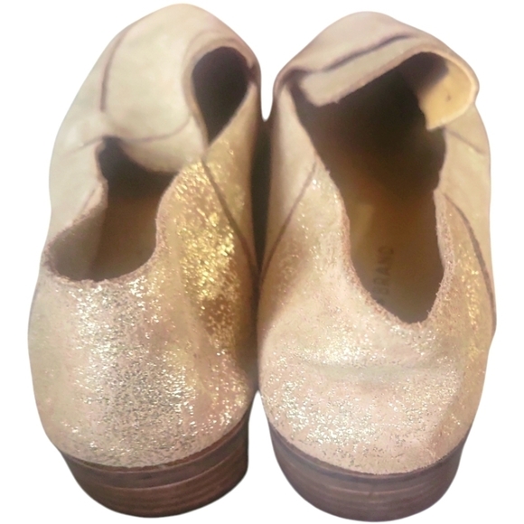 Lucky Brand Women's Gold Glitter Distressed Burnished Loafers Size 9M/39 - Picture 3 of 8